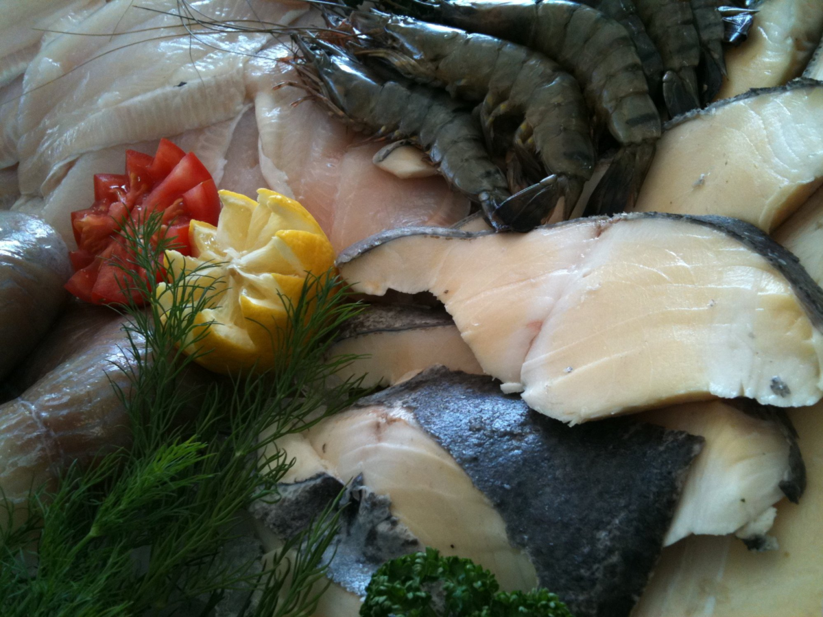 In unserem Fischbistro mit Fischimbiss erwarten Sie leckerer Fisch sowie Fischverkauf.