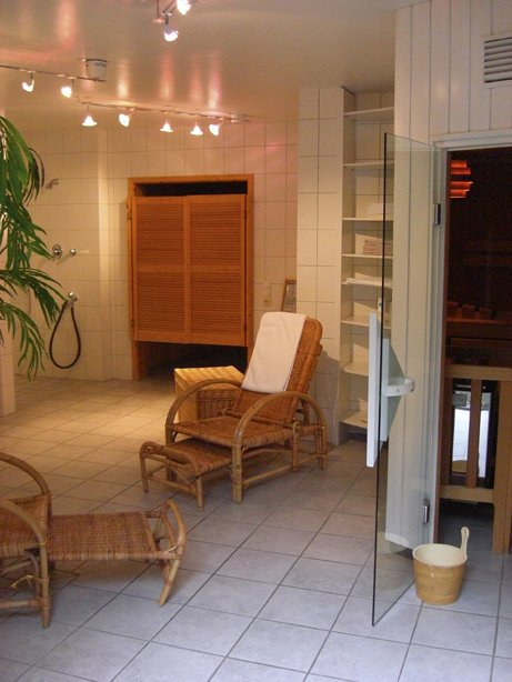 In unserem Hotel stehen unseren Gästen auch eine Sauna und ein Dampfbad zur kostenlosen Nutzung zur Verfügung