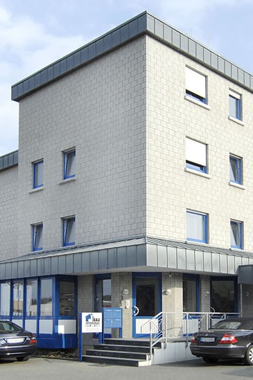 Das vorwiegend auf die Erstellung von Rohbauten spezialisierte, familiengeführte mittelständische Unternehmen, ist ihr Rund-um-Dienstleister für schlüsselfertiges Bauen in Troisdorf-Spich