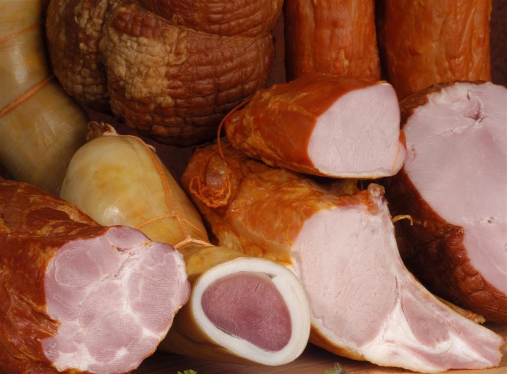 Unsere Hausschlachtung in Brüggen produziert Fleischwaren nach traditionellen Rezepten.