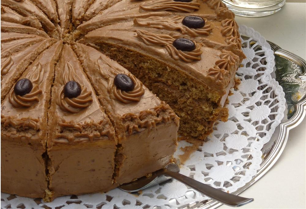 Die Bäckerei Scherg kann jederzeit Torten und Kuchen für Ihren nächsten Geburtstag backen.