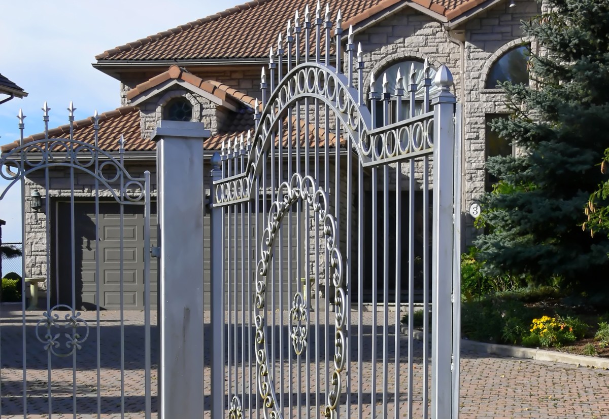 Garagentore und Türen von Steven - Rund um Tor und Tür in Haselünne