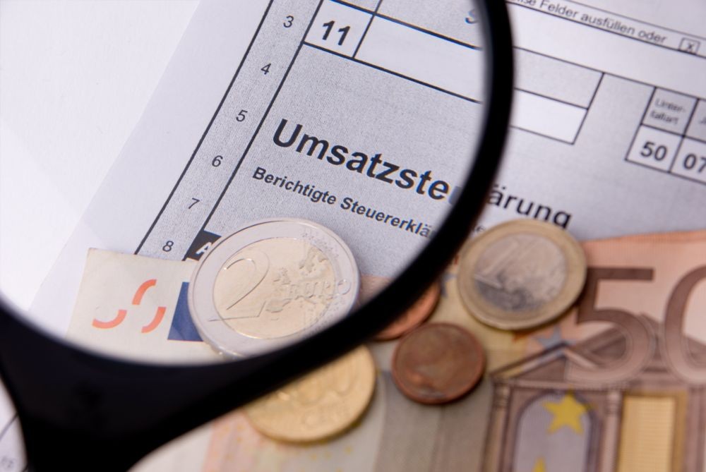 Dr. Croneberg Steuerberatungsgesellschaft mbH aus Wolfenbüttel erstellt Steuererklärungen für Unternehmen und Privatpersonen.