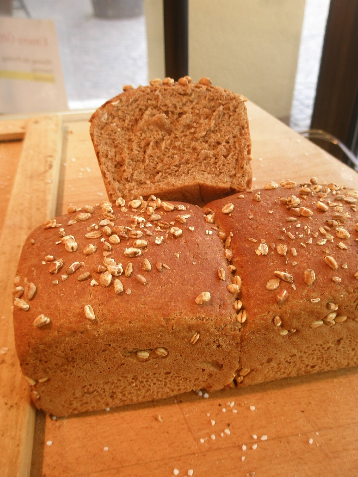 Urgetreide Brot aus unserer Bäckerei. Biologisch und regional!